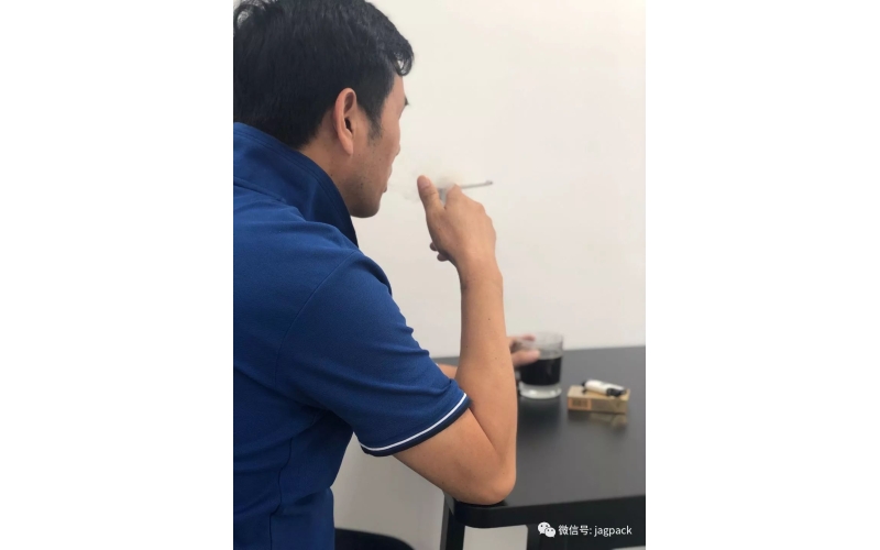 90后小伙偷偷耍了個小心機， 竟然賺了2000萬